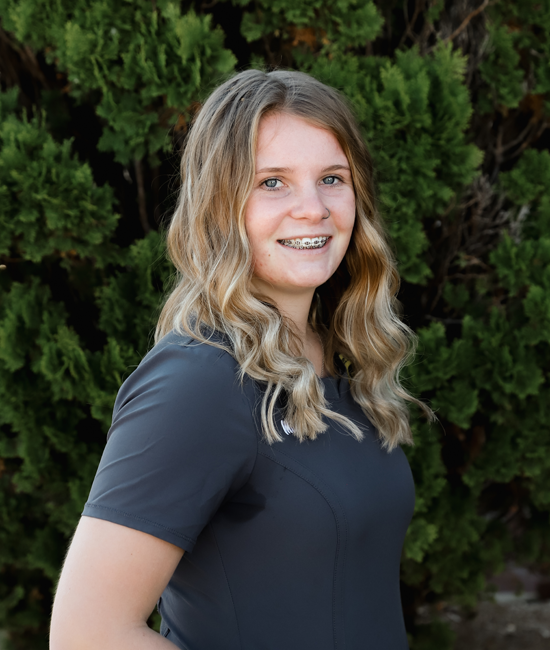 Makayla Aalfs, Veterinary Assistant